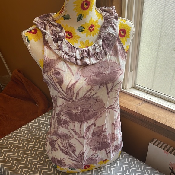 Banana Republic Soft & Flowy Ruffle Neck Sleeveless Top Medium - Picture 10 of 15